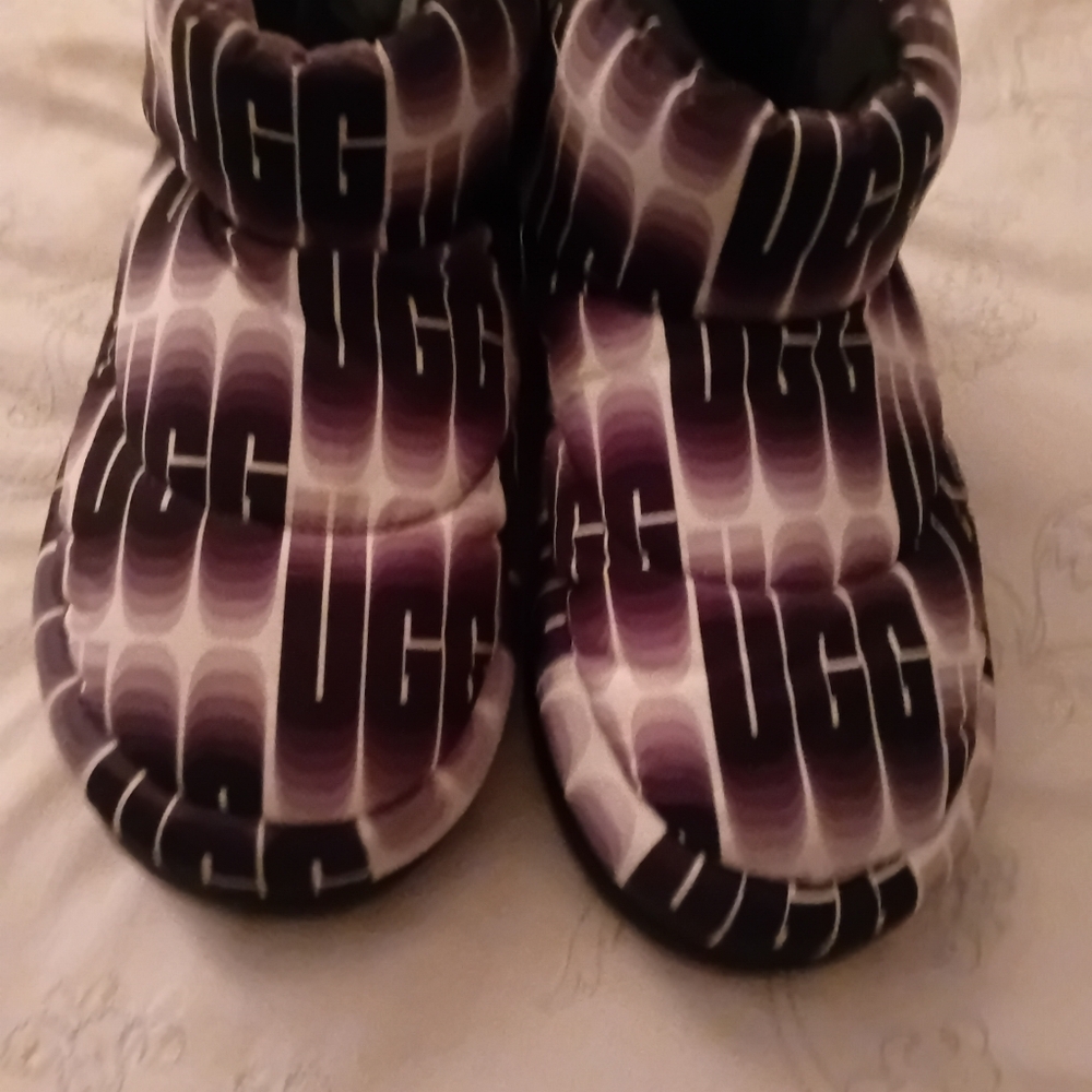 UGG Black and White Patterned Winter Boots